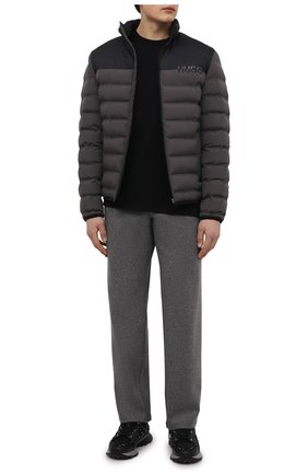 Мужская утепленная куртка HUGO темно-серого цвета, арт. 50461738 | Фото 2 (Стили: Кэжуэл; Рукава: Длинные; Материал внешний: Синтетический материал; Длина (верхняя одежда): Короткие; Кросс-КТ: Куртка; Мужское Кросс-КТ: утепленные куртки)