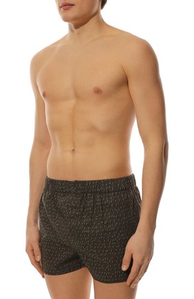 Мужские хлопковые боксеры BRIONI хаки цвета по цене 25600 руб., арт. N1B10L/P1019 | Фото 2 Мужские хлопковые боксеры BRIONI хаки цвета, арт. N1B10L/P1019 | Фото 2 (Материал внешний: Хлопок; Мужское Кросс-КТ: Трусы; Кросс-КТ: бельё)
