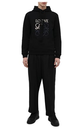 Мужской хлопковое худи LOEWE черного цвета по цене 78850 руб., арт. H526Y25X08 | Фото 2 Мужской хлопковое худи LOEWE черного цвета, арт. H526Y25X08 | Фото 2 (Мужское Кросс-КТ: Худи-одежда; Материал внешний: Хлопок; Рукава: Длинные; Длина (для топов): Стандартные; Принт: С принтом; Стили: Кэжуэл)