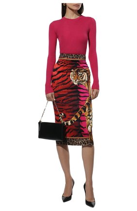 Женская шелковая юбка DOLCE & GABBANA красного цвета, арт. I4J35W/GDATG | Фото 2 (Материал внешний: Шелк; Длина Ж (юбки, платья, шорты): Миди; Материал подклада: Синтетический материал; Стили: Гламурный; Женское Кросс-КТ: Юбка-одежда)