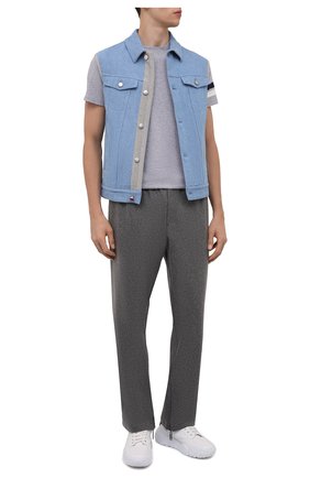 Мужской джинсовый жилет KITON голубого цвета по цене 287500 руб., арт. UW1166V0851A | Фото 2 Мужской джинсовый жилет KITON голубого цвета, арт. UW1166V0851A | Фото 2 (Материал подклада: Хлопок; Материал внешний: Хлопок, Деним; Длина (верхняя одежда): Короткие; Кросс-КТ: Куртка, Деним; Стили: Кэжуэл)