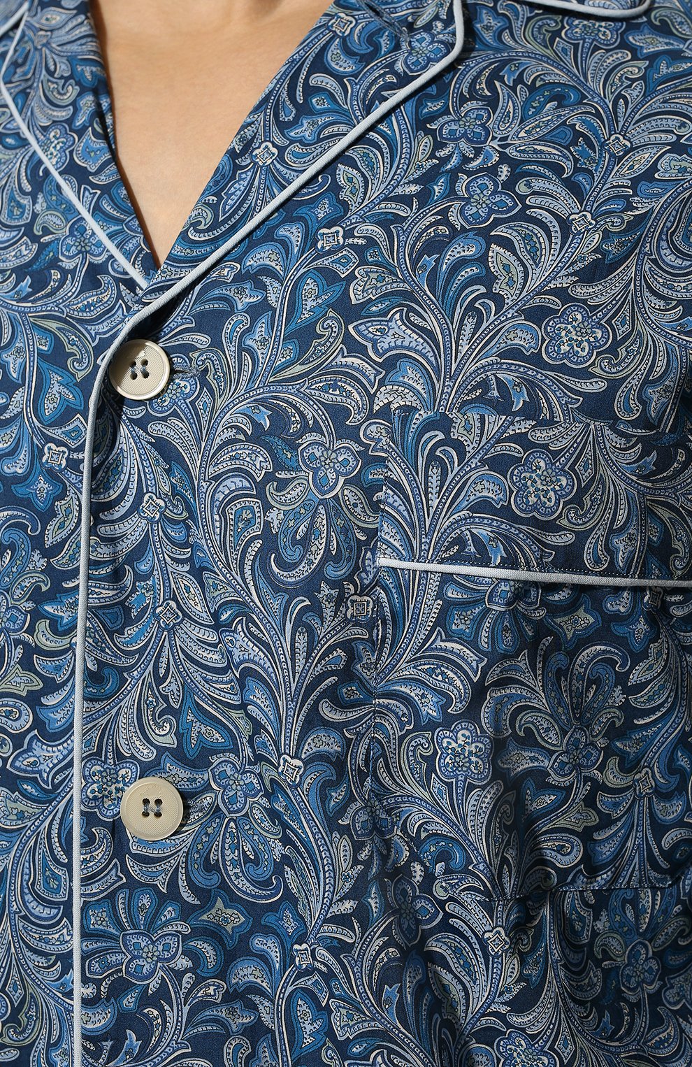 Мужская хлопковая пижама ROBERTO RICETTI синего цвета, арт. PIGIAMA VENEZIA LUNG0/0R02707 | Фото 7 (Рукава: Длинные; Длина (брюки, джинсы): Стандартные; Кросс-КТ: домашняя одежда; Длина (для топов): Стандартные; Материал внешний: Хлопок)