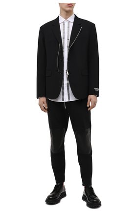 Мужская хлопковая рубашка DSQUARED2 белого цвета по цене 51200 руб., арт. S74DM0610/S36275 | Фото 2 Мужская хлопковая рубашка DSQUARED2 белого цвета, арт. S74DM0610/S36275 | Фото 2 (Материал внешний: Хлопок; Рукава: Длинные; Длина (для топов): Стандартные; Принт: Однотонные; Рубашки М: Slim Fit; Манжеты: На пуговицах; Воротник: Акула; Стили: Классический; Случай: Вечерний)
