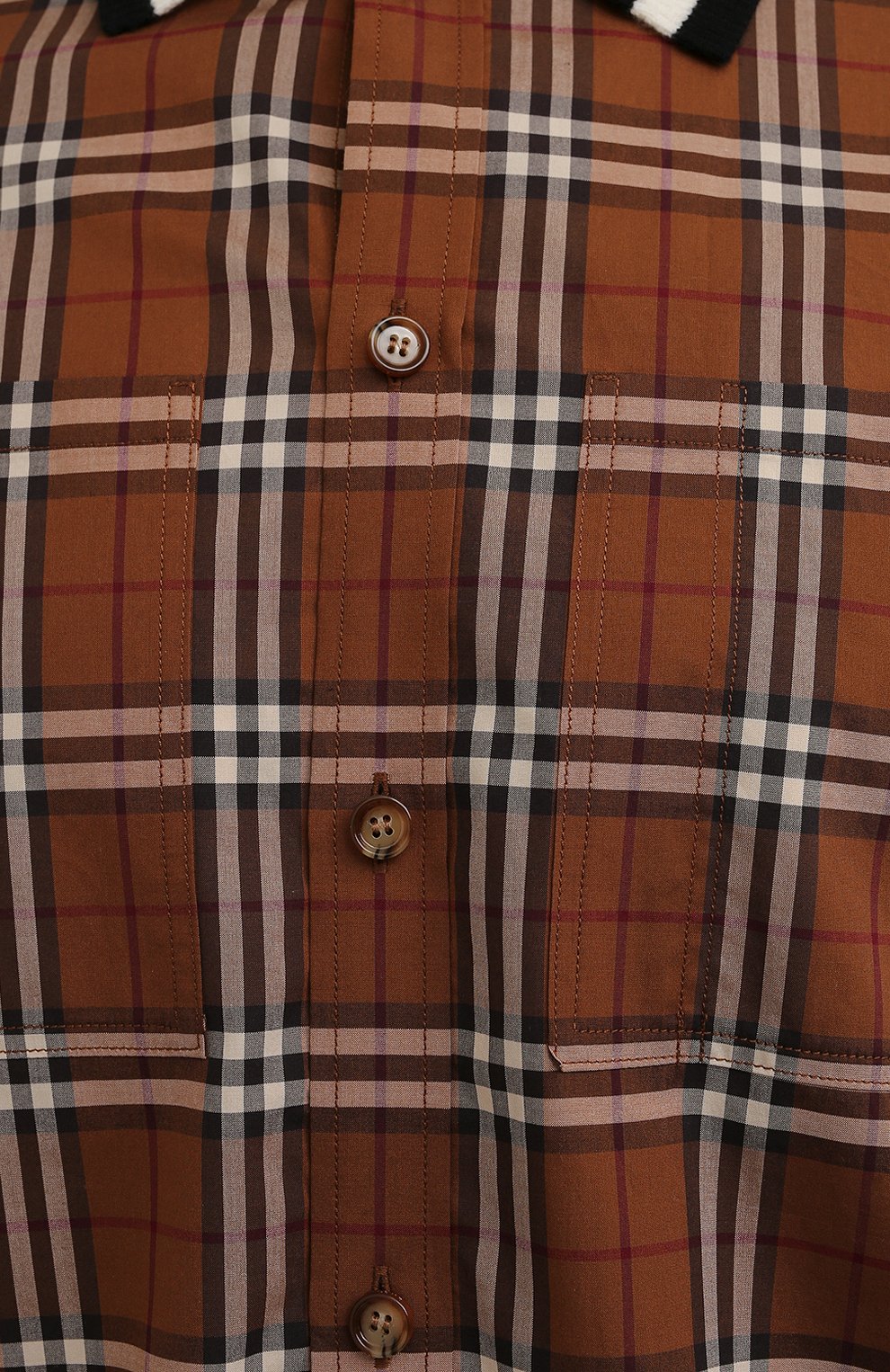 Мужская хлопковая рубашка BURBERRY коричневого цвета, арт. 8048181 | Фото 5 (Принт: Клетка; Рукава: Длинные; Случай: Повседневный; Длина (для топов): Стандартные; Материал внешний: Хлопок; Манжеты: Без застежки; Стили: Кэжуэл)