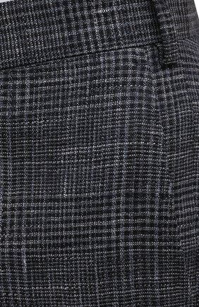 Мужские брюки MARCO PESCAROLO темно-серого цвета, арт. SLIM80/ZIP/4536 | Фото 5 (Материал внешний: Шелк, Растительное волокно; Длина (брюки, джинсы): Стандартные; Случай: Повседневный; Материал подклада: Хлопок; Стили: Кэжуэл)