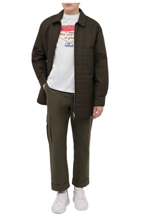 Мужская хлопковая футболка LANVIN белого цвета по цене 49950 руб., арт. RM-TS0009-J197-P22 | Фото 2 Мужская хлопковая футболка LANVIN белого цвета, арт. RM-TS0009-J197-P22 | Фото 2 (Длина (для топов): Стандартные; Материал внешний: Хлопок; Принт: С принтом; Стили: Кэжуэл, Спорт-шик; Рукава: Короткие)