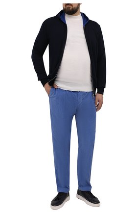 Мужские хлопковые брюки KITON синего цвета по цене 157000 руб., арт. UFPLACJ0304A/44-52 | Фото 2 Мужские хлопковые брюки KITON синего цвета, арт. UFPLACJ0304A/44-52 | Фото 2 (Материал внешний: Хлопок; Длина (брюки, джинсы): Стандартные; Случай: Повседневный; Стили: Кэжуэл; Big sizes: Big Sizes)