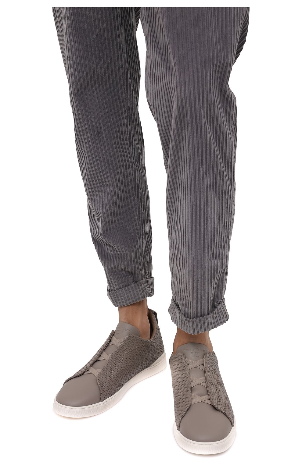 Мужские кожаные кеды triple stitch ZEGNA COUTURE светло-серого цвета, арт. A4665X-LHSPT | Фото 3 (Материал внешний: Кожа; Материал внутренний: Натуральная кожа; Стили: Классический; Материал утеплителя: Без утеплителя; Подошва: Массивная)