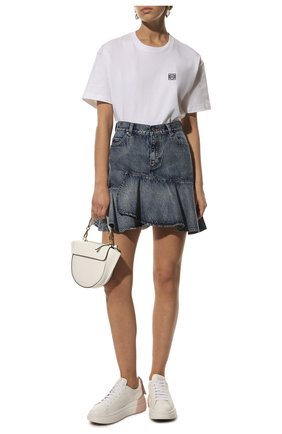 Женская джинсовая юбка REDVALENTINO серо-голубого цвета по цене 37700 руб., арт. XR3DD04U/6B7 | Фото 2 Женская джинсовая юбка REDVALENTINO серо-голубого цвета, арт. XR3DD04U/6B7 | Фото 2 (Материал внешний: Хлопок, Деним; Длина Ж (юбки, платья, шорты): Мини; Стили: Гранж; Кросс-КТ: Деним; Женское Кросс-КТ: Юбка-одежда)