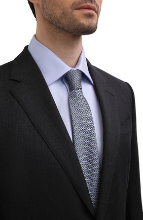 Мужской шелковый галстук ERMENEGILDO ZEGNA синего цвета по цене 0 руб., арт. Z3E31T/1UM | Фото 2 Мужской шелковый галстук ERMENEGILDO ZEGNA синего цвета, арт. Z3E31T/1UM | Фото 2 (Принт: С принтом; Материал: Текстиль, Шелк)