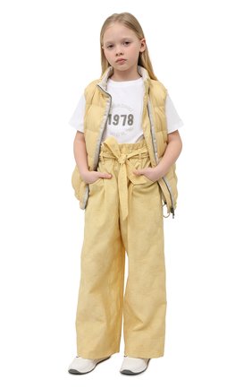Детские хлопковые брюки BRUNELLO CUCINELLI желтого цвета, арт. BL191P034B | Фото 2 (Материал внешний: Хлопок)