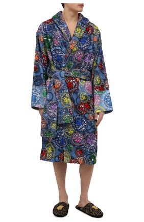 Мужского текстильные домашние туфли VERSACE хаки цвета по цене 29600 руб., арт. ZSLB00007/ZC0SP131 | Фото 2 Мужского текстильные домашние туфли VERSACE хаки цвета, арт. ZSLB00007/ZC0SP131 | Фото 2 (Материал внешний: Текстиль; Материал внутренний: Текстиль; Мужское Кросс-КТ: тапочки-обувь)