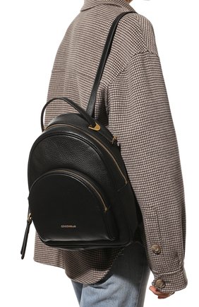 Женский рюкзак lea small COCCINELLE черного цвета, арт. E1 L60 14 01 01 | Фото 2 (Материал: Натуральная кожа; Размер: mini; Стили: Кэжуэл)