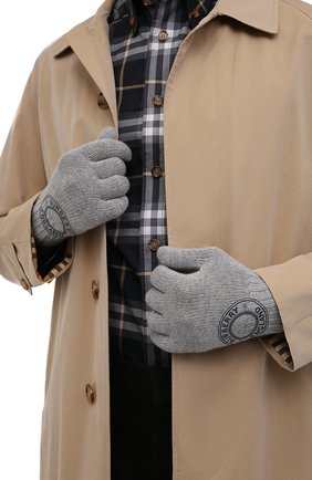 Мужские кашемировые перчатки BURBERRY серого цвета, арт. 8045469 | Фото 2 (Материал: Шерсть, Кашемир, Текстиль; Кросс-КТ: Трикотаж)