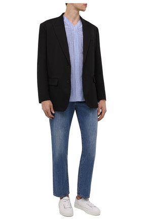 Мужская рубашка из шелка и хлопка GIORGIO ARMANI синего цвета по цене 83900 руб., арт. 2SGCCZ89/TZA53 | Фото 2 Мужская рубашка из шелка и хлопка GIORGIO ARMANI синего цвета, арт. 2SGCCZ89/TZA53 | Фото 2 (Материал внешний: Хлопок, Шелк; Рукава: Длинные; Длина (для топов): Стандартные; Случай: Повседневный; Манжеты: На пуговицах; Воротник: Открытый ворот; Принт: Полоска; Стили: Кэжуэл)