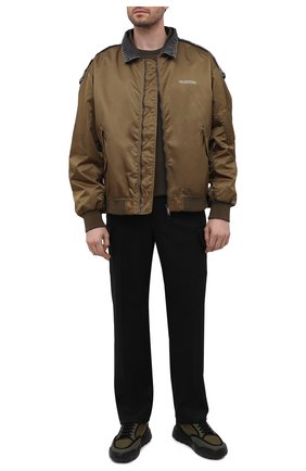 Мужские комбинированные кроссовки ALEXANDER MCQUEEN хаки цвета по цене 49900 руб., арт. 682813/W4RQ5 | Фото 2 Мужские комбинированные кроссовки ALEXANDER MCQUEEN хаки цвета, арт. 682813/W4RQ5 | Фото 2 (Материал внутренний: Натуральная кожа; Материал внешний: Текстиль; Подошва: Массивная; Материал утеплителя: Без утеплителя; Стили: Гранж)
