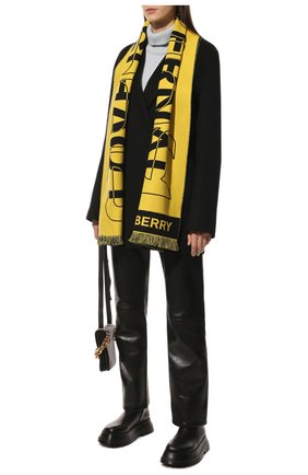Женский шерстяной шарф BURBERRY желтого цвета, арт. 8049668 | Фото 2 (Материал: Шерсть, Текстиль)