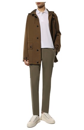 Мужские хлопковые брюки-карго ERMENEGILDO ZEGNA хаки цвета по цене 95300 руб., арт. UZI26/TT21 | Фото 2 Мужские хлопковые брюки-карго ERMENEGILDO ZEGNA хаки цвета, арт. UZI26/TT21 | Фото 2 (Материал внешний: Хлопок; Длина (брюки, джинсы): Стандартные; Случай: Повседневный; Силуэт М (брюки): Карго; Стили: Милитари)