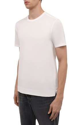 Мужская хлопковая футболка LIMITATO белого цвета, арт. CLASSIC/T-SHIRT | Фото 3 (Принт: Без принта; Рукава: Короткие; Длина (для топов): Стандартные; Материал внешний: Хлопок; Стили: Минимализм)