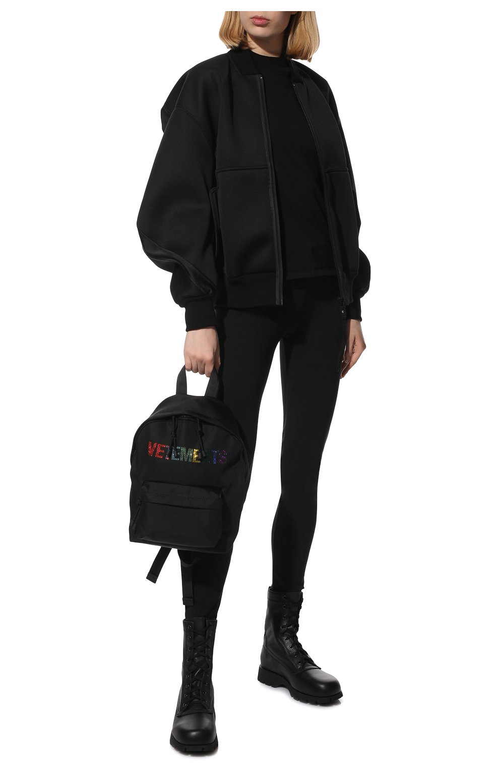 Женский рюкзак VETEMENTS черного цвета по цене 776500 тенге, арт. UE52BA740B 1302/W | Фото 3 Женский рюкзак VETEMENTS черного цвета, арт. UE52BA740B 1302/W | Фото 3 (Размер: medium; Материал: Текстиль)