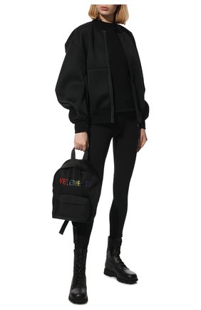 Женский рюкзак VETEMENTS черного цвета по цене 776500 тенге, арт. UE52BA740B 1302/W | Фото 3 Женский рюкзак VETEMENTS черного цвета, арт. UE52BA740B 1302/W | Фото 3 (Размер: medium; Материал: Текстиль)