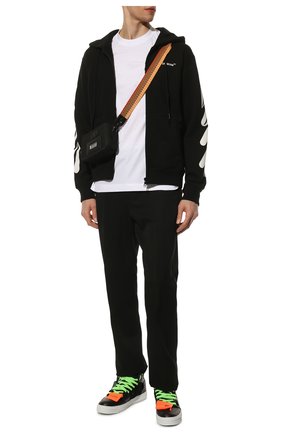 Мужской хлопковая толстовка OFF-WHITE черного цвета по цене 57700 руб., арт. 0MBE013S22FLE004 | Фото 2 Мужской хлопковая толстовка OFF-WHITE черного цвета, арт. 0MBE013S22FLE004 | Фото 2 (Материал внешний: Хлопок; Рукава: Длинные; Длина (для топов): Стандартные; Мужское Кросс-КТ: Толстовка-одежда; Стили: Гранж)