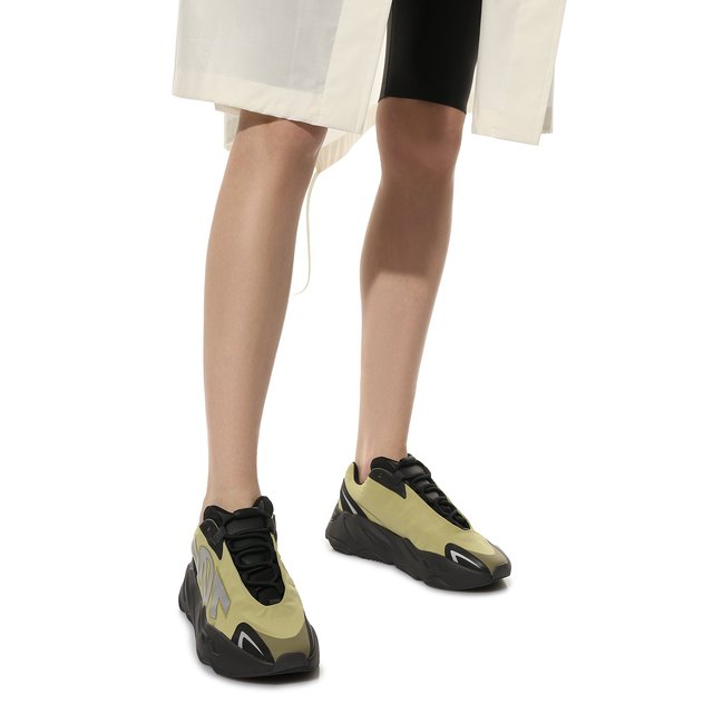 фото Кроссовки yeezy boost 700 mnvn resin adidas originals