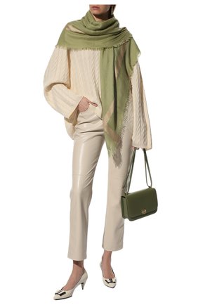 Женская шаль из кашемира и шелка LORO PIANA зеленого цвета, арт. FAL2718 | Фото 2 (Материал: Шелк, Шерсть, Текстиль, Кашемир)