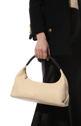Женская сумка remi KHAITE кремвого цвета, арт. H6000-735/REMI | Фото 2 (Материал: Натуральная кожа; Размер: medium; Сумки-технические: Сумки top-handle)