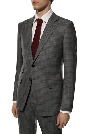 Мужской шерстяной костюм TOM FORD серого цвета по цене 449500 руб., арт. 322R63/21YA4C | Фото 2 Мужской шерстяной костюм TOM FORD серого цвета, арт. 322R63/21YA4C | Фото 2 (Рукава: Длинные; Материал подклада: Купро, Шелк; Материал внешний: Шерсть; Костюмы М: Однобортный; Стили: Классический; Региональные ограничения белый список (Axapta Mercury): RU)