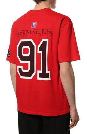 Мужская хлопковая футболка DIEGO VENTURINO красного цвета, арт. SS22-DV TS0 SDI91 | Фото 4 (Рукава: Короткие; Длина (для топов): Стандартные; Стили: Гранж; Принт: С принтом; Материал внешний: Хлопок)