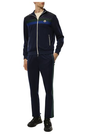 Мужские брюки MONCLER темно-синего цвета, арт. H1-091-8H000-06-899A0 | Фото 2 (Длина (брюки, джинсы): Стандартные; Материал внешний: Синтетический материал; Кросс-КТ: Спорт; Стили: Спорт-шик)