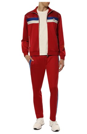 Мужские брюки MONCLER красного цвета, арт. H1-091-8H000-06-899A0 | Фото 2 (Длина (брюки, джинсы): Стандартные; Материал внешний: Синтетический материал; Кросс-КТ: Спорт; Стили: Спорт-шик)