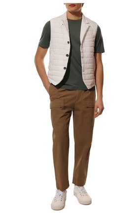 Мужские хлопковые брюки-карго Z ZEGNA коричневого цвета по цене 46300 руб., арт. VZ158/ZZ305 | Фото 2 Мужские хлопковые брюки-карго Z ZEGNA коричневого цвета, арт. VZ158/ZZ305 | Фото 2 (Материал внешний: Хлопок; Длина (брюки, джинсы): Укороченные; Случай: Повседневный; Силуэт М (брюки): Карго; Стили: Кэжуэл)