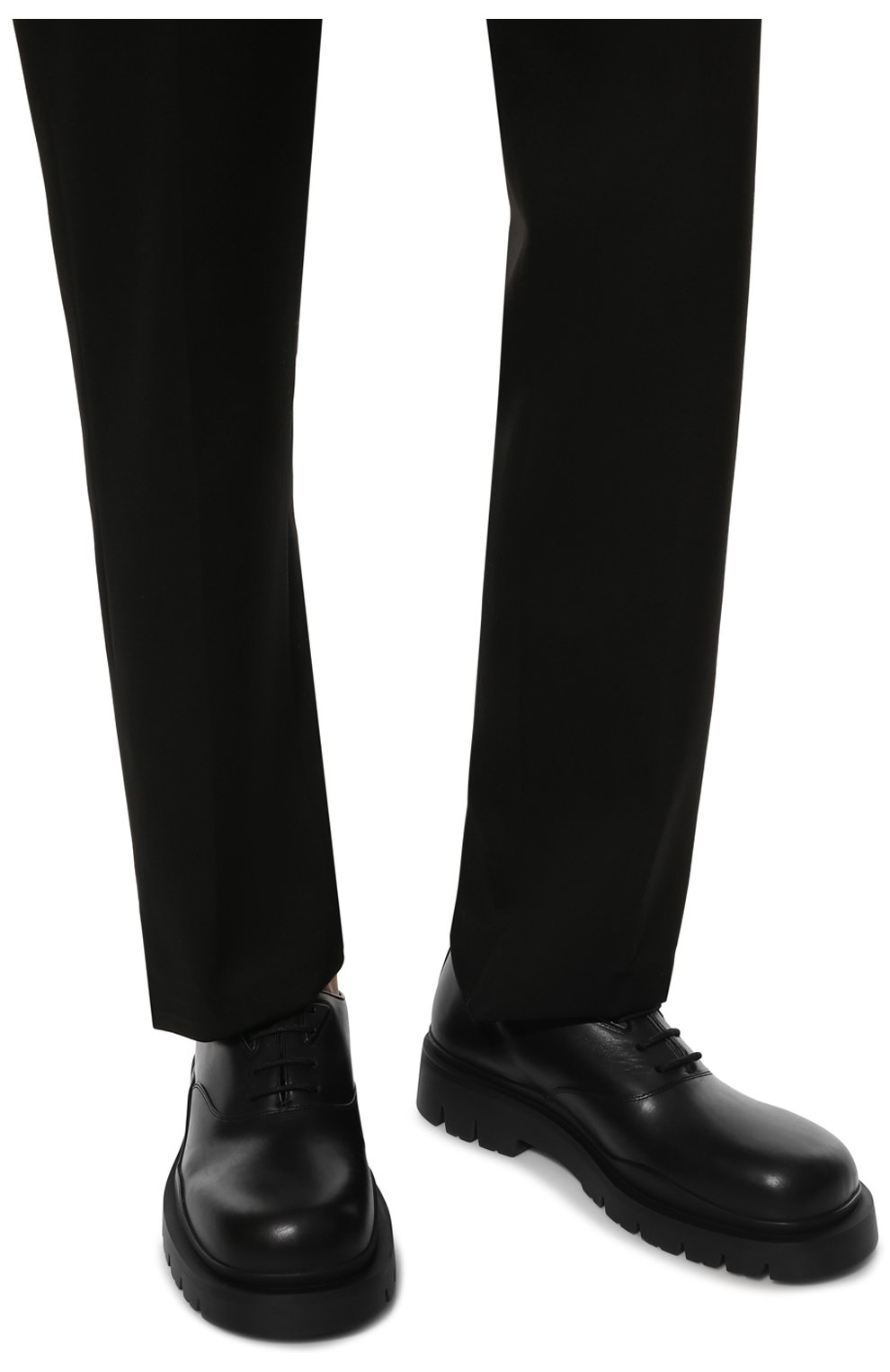 Мужские кожаные оксфорды tire BOTTEGA VENETA черного цвета, арт. 667073/VBS50 | Фото 3 (Материал внешний: Кожа; Материал внутренний: Натуральная кожа; Стили: Классический)