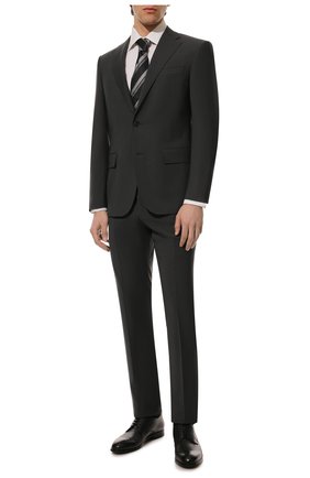 Мужской шерстяной костюм CORNELIANI темно-серого цвета по цене 170000 руб., арт. 897268-2118563/92 | Фото 1 Мужской шерстяной костюм CORNELIANI темно-серого цвета, арт. 897268-2118563/92 | Фото 1 (Материал внешний: Шерсть; Материал подклада: Купро; Рукава: Длинные; Костюмы М: Однобортный; Стили: Классический)