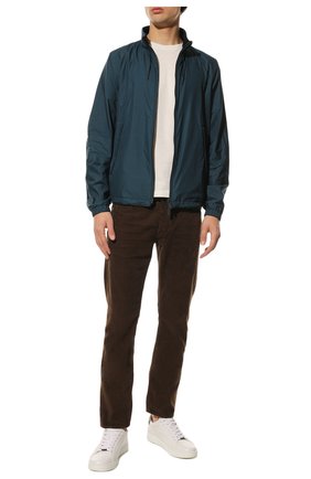 Мужская куртка ERMENEGILDO ZEGNA темно-синего цвета по цене 206000 руб., арт. UVT33/Z139B | Фото 2 Мужская куртка ERMENEGILDO ZEGNA темно-синего цвета, арт. UVT33/Z139B | Фото 2 (Стили: Кэжуэл; Материал утеплителя: Шерсть; Кросс-КТ: Ветровка, Куртка; Материал внешний: Синтетический материал; Длина (верхняя одежда): Короткие; Рукава: Длинные)