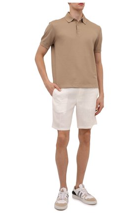 Мужские льняные шорты BRIONI белого цвета по цене 66400 руб., арт. RPP10L/P6114/NEW SIDNEY | Фото 2 Мужские льняные шорты BRIONI белого цвета, арт. RPP10L/P6114/NEW SIDNEY | Фото 2 (Материал внешний: Лен; Принт: Без принта; Мужское Кросс-КТ: Шорты-одежда; Длина Шорты М: До колена; Стили: Спорт-шик; Случай: Повседневный)