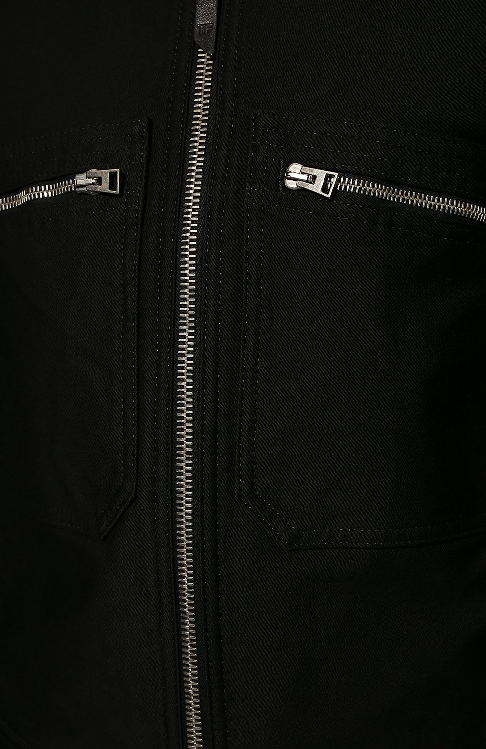 Мужская джинсовая куртка TOM FORD черного цвета, арт. BZ028/TF0301 | Фото 5 (Кросс-КТ: Куртка, Деним; Рукава: Длинные; Материал внешний: Хлопок, Деним; Длина (верхняя одежда): Короткие; Стили: Кэжуэл)