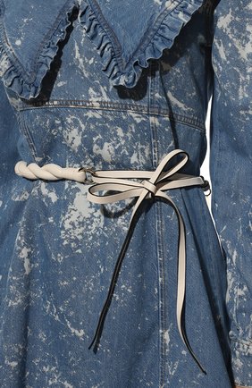 Женский кожаный пояс REDVALENTINO белого цвета, арт. XQ2T0B54/SAV | Фото 2 (Кросс-КТ: Тонкие; Региональные ограничения белый список (Axapta Mercury): RU; Материал: Натуральная кожа)