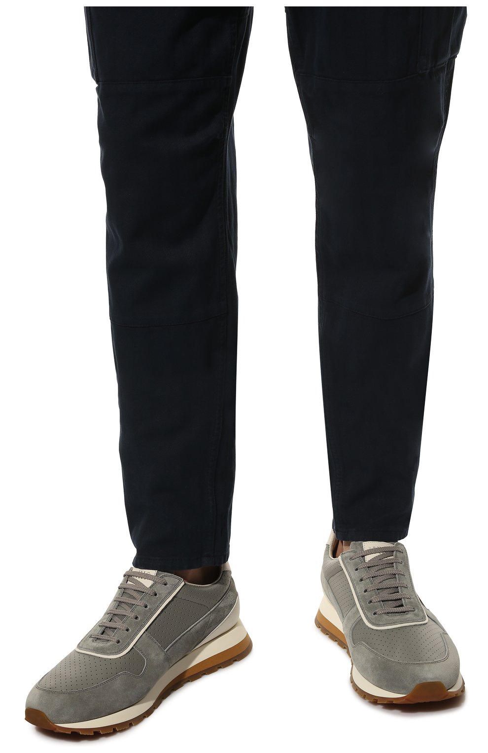Мужские кожаные кроссовки BRUNELLO CUCINELLI светло-серого цвета, арт. MZUKSUA289 | Фото 3 (Материал внешний: Кожа; Материал внутренний: Натуральная кожа; Стили: Классический; Материал утеплителя: Без утеплителя; Подошва: Массивная)