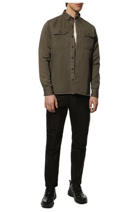Мужская рубашка изо льна и хлопка TOM FORD хаки цвета по цене 57250 руб., арт. 3FT999/94UDAN | Фото 2 Мужская рубашка изо льна и хлопка TOM FORD хаки цвета, арт. 3FT999/94UDAN | Фото 2 (Воротник: Button down; Манжеты: На пуговицах; Принт: Однотонные; Стили: Милитари; Рукава: Длинные; Рубашки М: Regular Fit; Длина (для топов): Стандартные; Материал внешний: Хлопок, Лен; Случай: Повседневный)