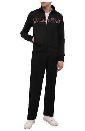 Товары для мужчин Valentino , цвет чёрный по цене от 23 150 руб. купить в  интернет-магазине ЦУМ