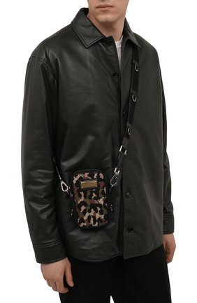 Мужская текстильная сумка DOLCE & GABBANA хаки цвета по цене 108500 руб., арт. BM2041/AQ755 | Фото 2 Мужская текстильная сумка DOLCE & GABBANA хаки цвета, арт. BM2041/AQ755 | Фото 2 (Региональные ограничения белый список (Axapta Mercury): RU; Размер: mini; Ремень/цепочка: На ремешке; Материал: Текстиль)
