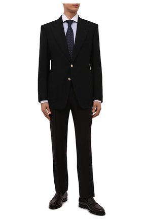 Мужской шерстяной пиджак TOM FORD черного цвета по цене 369500 руб., арт. 350R28/11HA40 | Фото 2 Мужской шерстяной пиджак TOM FORD черного цвета, арт. 350R28/11HA40 | Фото 2 (Длина (для топов): Стандартные; Стили: Классический; Случай: Коктейльный; Пиджаки М: Приталенный; Материал подклада: Купро, Шелк; Материал внешний: Шерсть; 1-2-бортные: Однобортные; Рукава: Длинные; Региональные ограничения белый список (Axapta Mercury): RU)