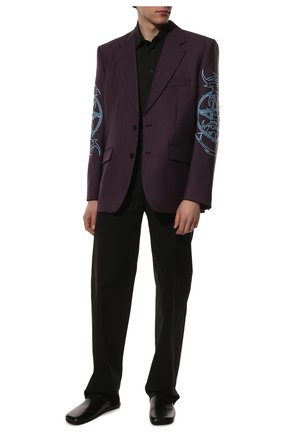 Мужской шерстяной пиджак VETEMENTS фиолетового цвета по цене 314000 руб., арт. UE52JA420P 1203/M | Фото 2 Мужской шерстяной пиджак VETEMENTS фиолетового цвета, арт. UE52JA420P 1203/M | Фото 2 (Случай: Повседневный; Длина (для топов): Стандартные; 1-2-бортные: Однобортные; Материал подклада: Вискоза; Стили: Панк, Гранж; Материал внешний: Шерсть; Рукава: Длинные; Региональные ограничения белый список (Axapta Mercury): RU; Пиджаки М: Свободный)