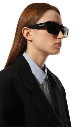 Женские солнцезащитные очки CELINE EYEWEAR черного цвета, арт. CL40214U 01A | Фото 2 (Тип очков: С/з; Оптика Гендер: оптика-женское; Очки форма: Прямоугольные)