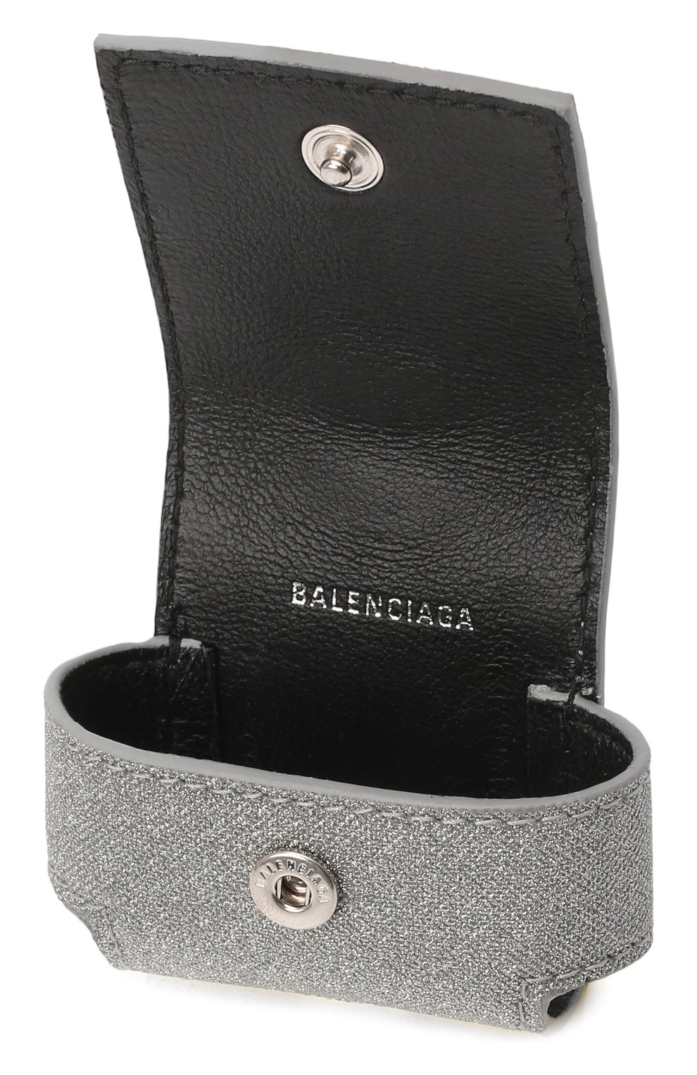 Чехол для airpods pro BALENCIAGA серебряного цвета по цене 0 руб., арт. 655679/21020 | Фото 3 Чехол для airpods pro BALENCIAGA серебряного цвета, арт. 655679/21020 | Фото 3 (Материал: Текстиль)