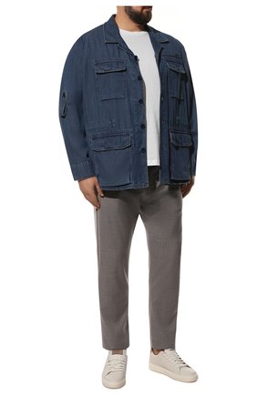 Мужская джинсовая куртка BRIONI синего цвета, арт. SLSM0L/08D31 | Фото 2 (Рукава: Длинные; Материал внешний: Хлопок, Деним; Кросс-КТ: Деним, Куртка; Длина (верхняя одежда): Короткие; Big sizes: Big Sizes; Стили: Кэжуэл)