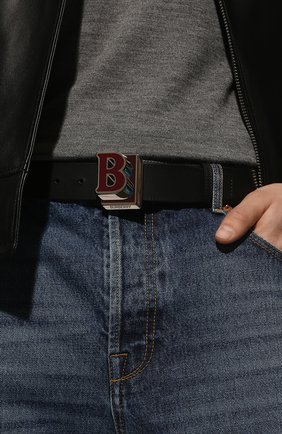 Мужской кожаный ремень BURBERRY черного цвета по цене 58050 руб., арт. 8049377 | Фото 2 Мужской кожаный ремень BURBERRY черного цвета, арт. 8049377 | Фото 2 (Случай: Повседневный; Материал: Натуральная кожа)